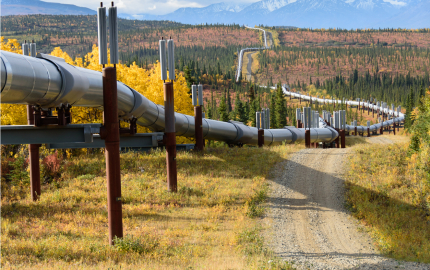 Above ground oil pipeline